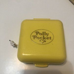 1989 Polly Pocket Bluebird "Midges Play School in Yellow" Has Dog Missing Polly